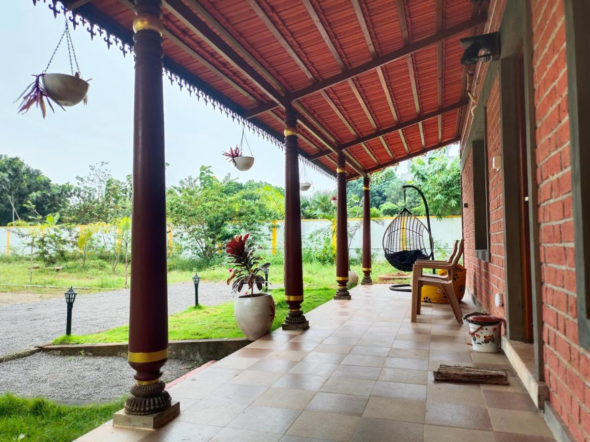 אורוויל De Asian Villa Pondicherry מראה חיצוני תמונה